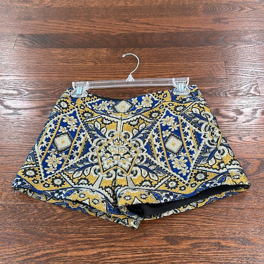 Alice & Olivia Jacquard shorts
